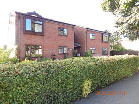 Mason Road, Redditch - Photo 3