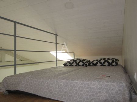 Location Appartement 1 pièce 28m² FONTENAY LE COMTE 85200 - Photo 3