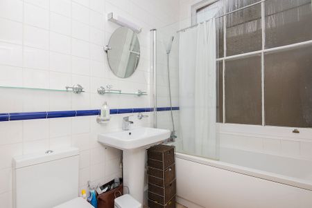 Kings Road, SW19, London - Photo 4