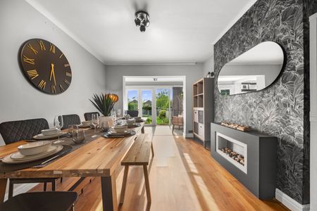 3 Bed Detached House, Carrholm Mount, LS7 - Photo 3