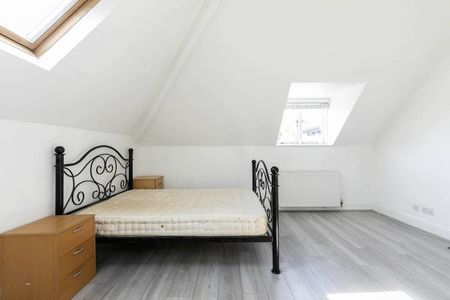 Amazing Location - Photo 3