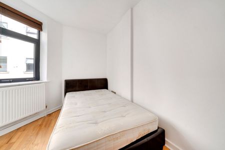 Jacob Mansions, Umberston Street, Whitechapel, London E1 - Photo 5