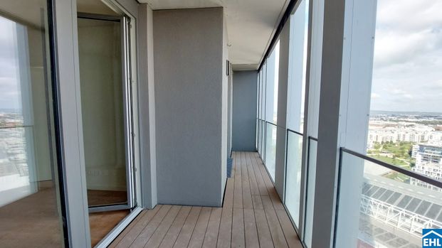 Rooftop Living bei der U1 Kagran – TOWER HOMES - Photo 1