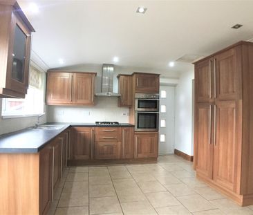 4 bedroom semi-detached to rent Priory Avenue, Swavesey - Photo 1