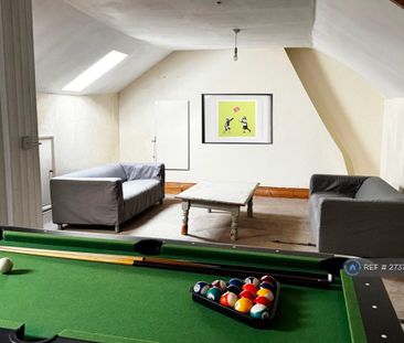 4 bedroom maisonette to rent - Photo 1