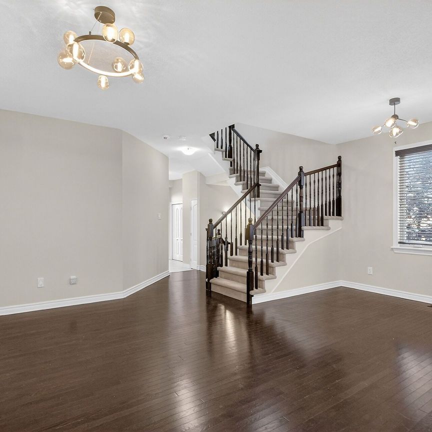 For Lease - 184 HIGHBURY PARK Drive, Barrhaven, Ontario - Photo 1