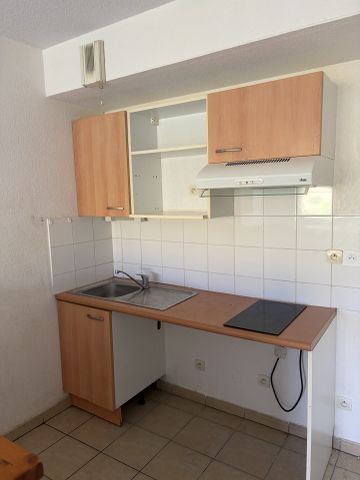 Location Appartement 2 pièces 40m² BLAYE 33390 - Photo 2