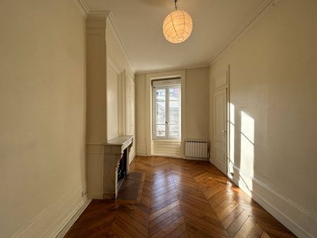 Appartement 3 pièces – LYON - Photo 2