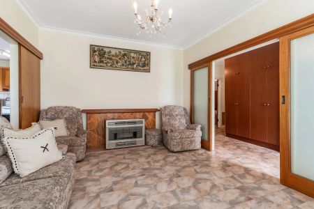 3 Bills Avenue, Paradise SA 5075 - House For Rent | Domain - Photo 2
