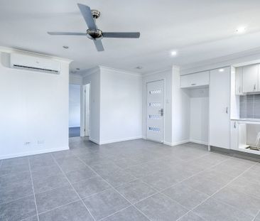 Modern 1 Bedroom Home with Air Conditioning, Alfresco Area & Pet-Fr... - Photo 2