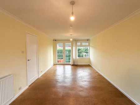 2 bedroom flat to rent - Photo 2