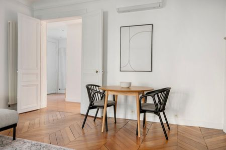 Rue de Berri - Photo 5