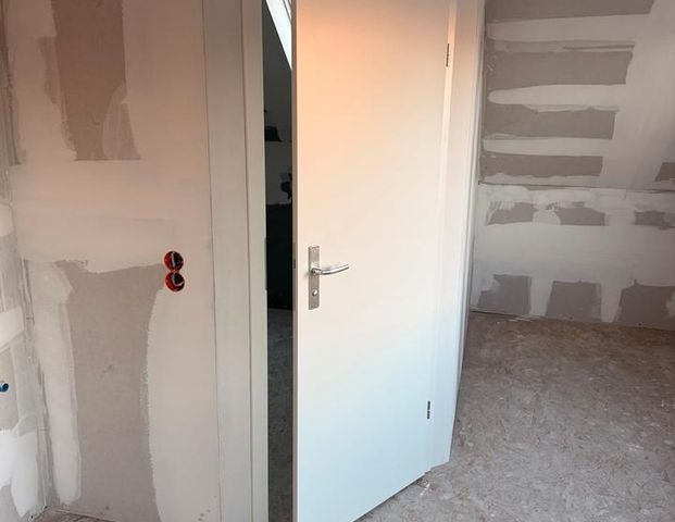 Kernsaniertes 1-Zimmer-Apartment (ca. 26 m²) im 1. OG - Photo 1