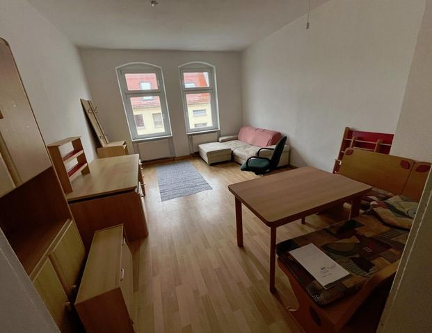 möblierte preiswerte 2 Raumwohnung für kreative Hände zu vermieten - Foto 1