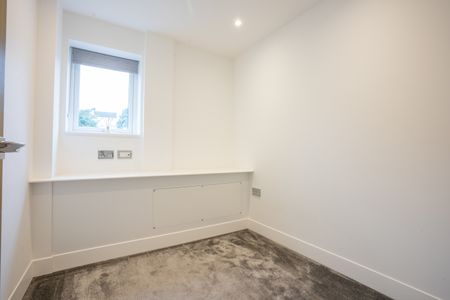 Grasmere Road, Sandbanks, Poole, Dorset, BH13 - Photo 4