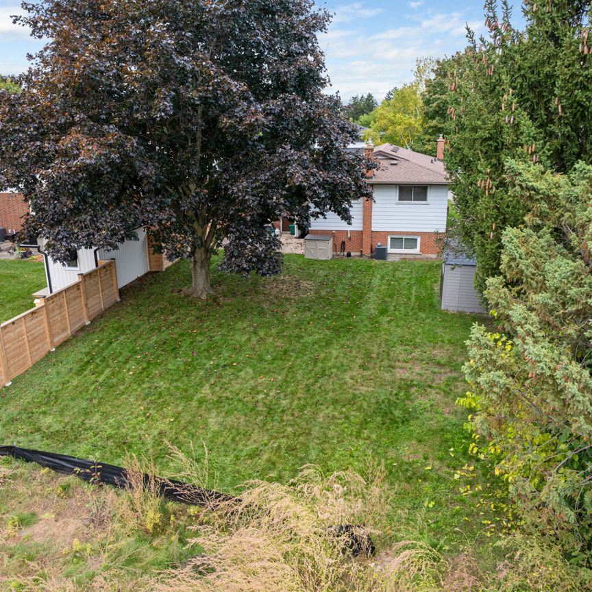 For Lease - 13 Meadowbrook Crescent Unit# Basement, St. Catharines, Ontario - Photo 1