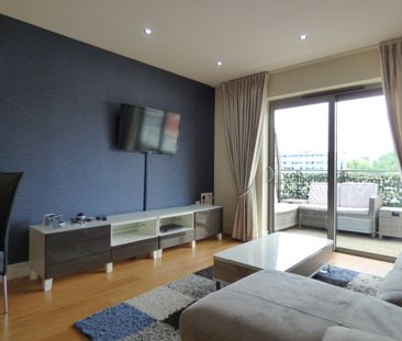 Queensmead, Farnborough, Hampshire, GU14 - Photo 5