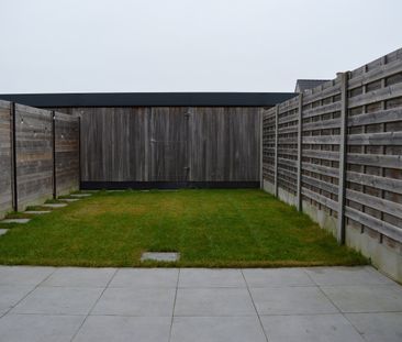 Recente rijwoning in Heule met 3 slaapkamers en carport - Foto 1