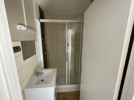 Location - Appartement T3 - 62 m² - Montbéliard - Photo 5