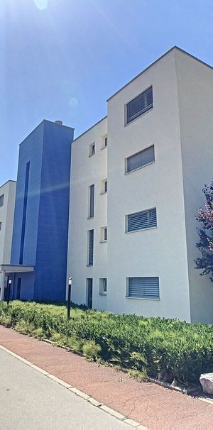 SUPERBE LOGEMENT SPACIEUX ET TRES LUMINEUX DANS UN QUARTIER FAMILIAL - Foto 2