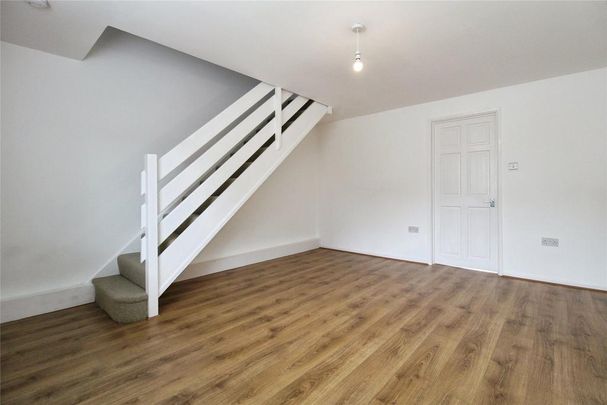 2 bedroom house to rent - Photo 1