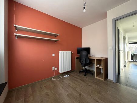 Centraal gelegen appartement op de eerste verdieping - Photo 3
