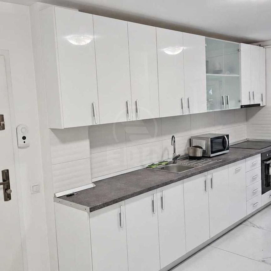 Apartament de Închiriere 4 camere, APCJ360370 - Photo 1