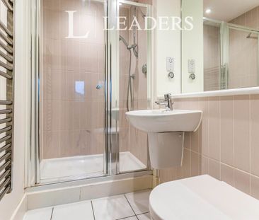 2 bedroom apartment to rent Pretoria Road, Chertsey, KT16 - Photo 5