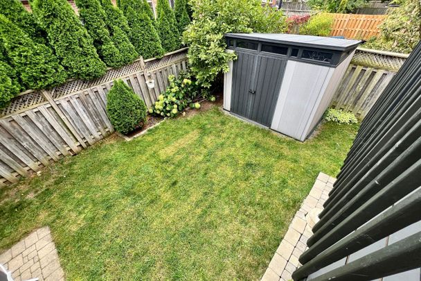 For Lease - 2384 Hollybrook Drive, Oakville, Ontario - Photo 1