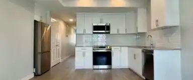 1 Bedroom - Bright, Above Ground Main floor | 2916 Coughlan Green Southwest, Edmonton - Photo 1