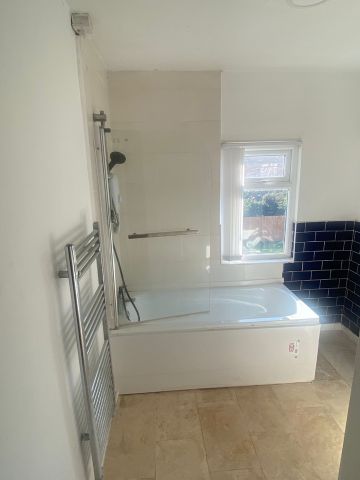 1 Bed Flat, Moscow Drive, L13 - Photo 4