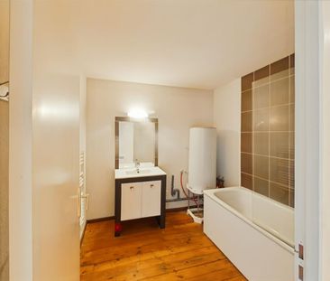 Location Appartement 3 pièces 62m² VALENCE 26000 - Photo 4