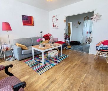 Appartement à louer - REIMS- Boulevard SAINT MARCEAUX- - Photo 2