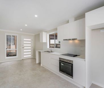 BRAND NEW IN FANTASTIC LOCATION! - Photo 3