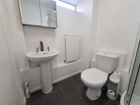 Stoneycroft, Hemel Hempstead - Photo 2