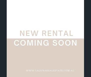 Sophistication & Location - Photo 1