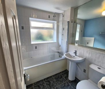 End of terrace house to rent on - Photo 6