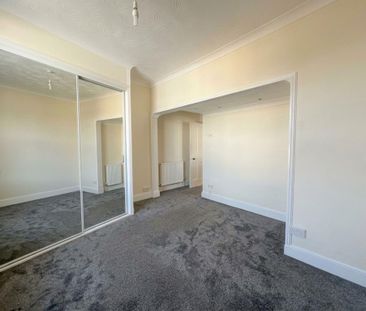 4 bedroom maisonette to rent - Photo 5