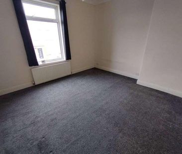 Hawthorne Terrace, Ferryhill, DL17 - Photo 3