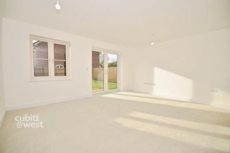 3 bedroom semi-detached house to rent - Photo 2