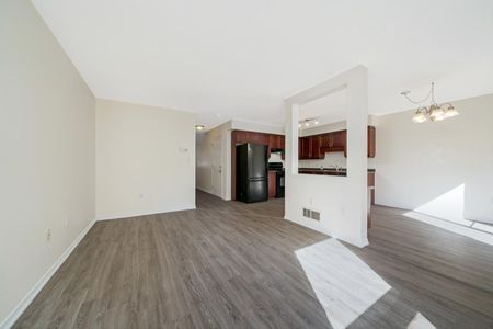 For Lease - 571 Wild Iris Avenue, Waterloo, Ontario - Photo 5