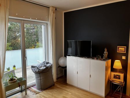 Traumhafte 3-Zimmer-Wohnung mit Balkon und Parkplatz in zentraler Lage! - Foto 3