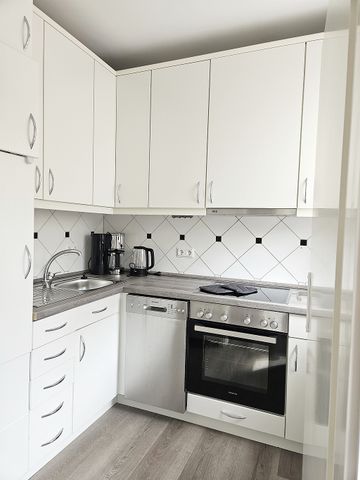 Blick ins Grüne - Helle Einliegerwohnung mit Südterrasse! - Foto 5