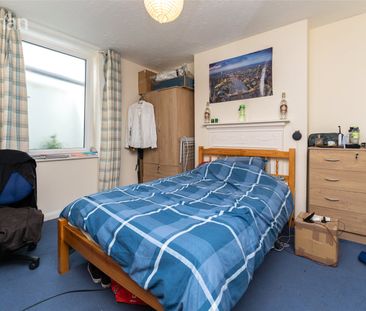 6 bedroom terraced house to rent - Photo 5