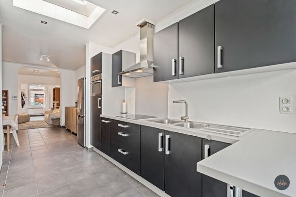 Gezellige woning nabij centrum Mechelen - Photo 1