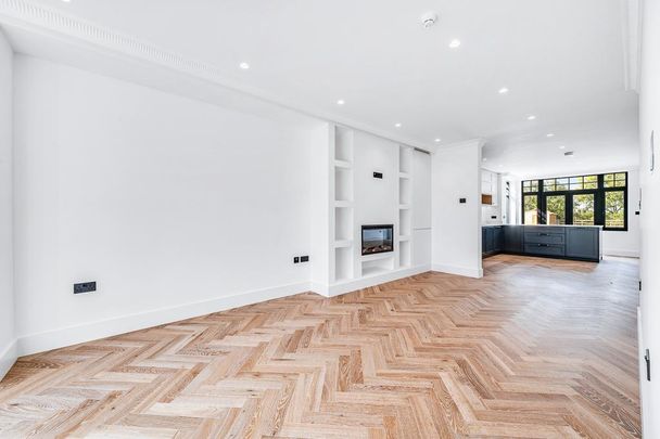 4 bedroom semi-detached house to rent - Photo 1