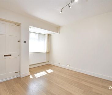 1 bedroom house - mid terrace - Photo 3