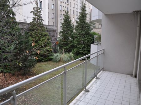 Location Appartement 2 pièces 33m² - Photo 2