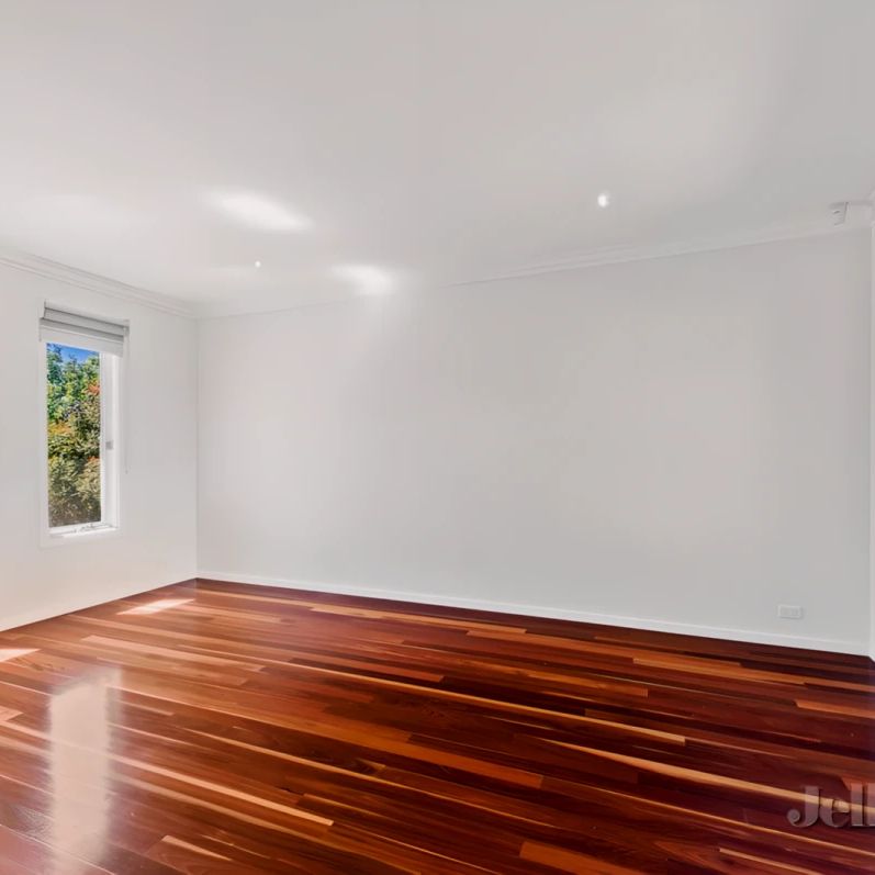 3 Bed, 2 Bath - Photo 1