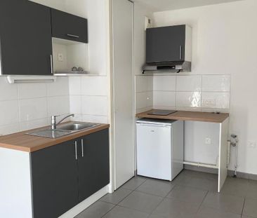 Location Appartement 2 pièces 42m² VILLENAVE D ORNON 33140 - Photo 6